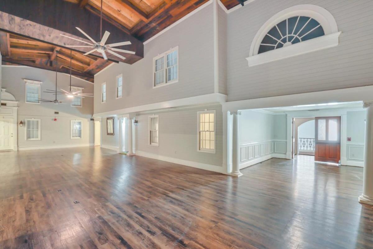 Eagle'S Nest - Spacious Loft Downtown - Near Gsu 斯泰茨伯勒 外观 照片