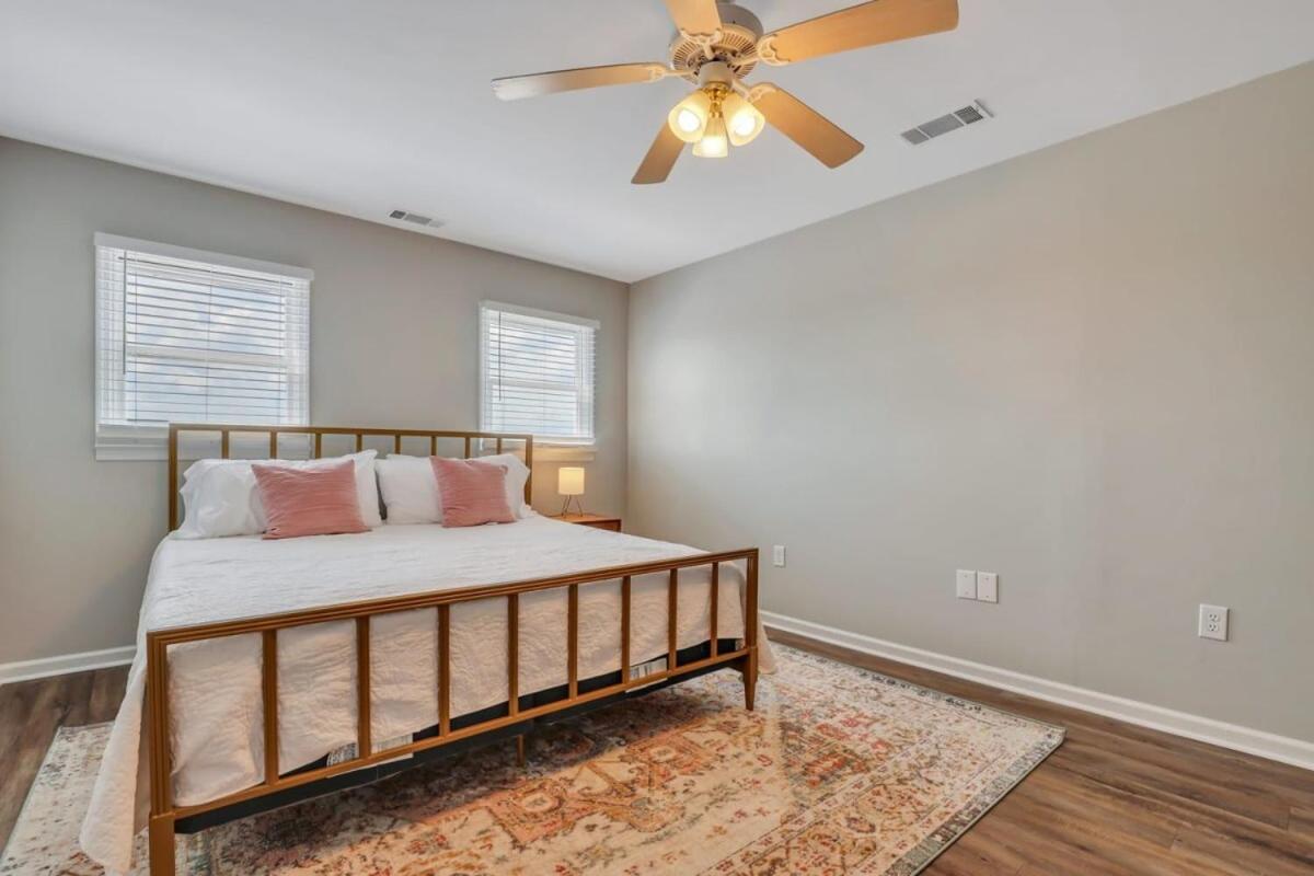 Eagle'S Nest - Spacious Loft Downtown - Near Gsu 斯泰茨伯勒 外观 照片