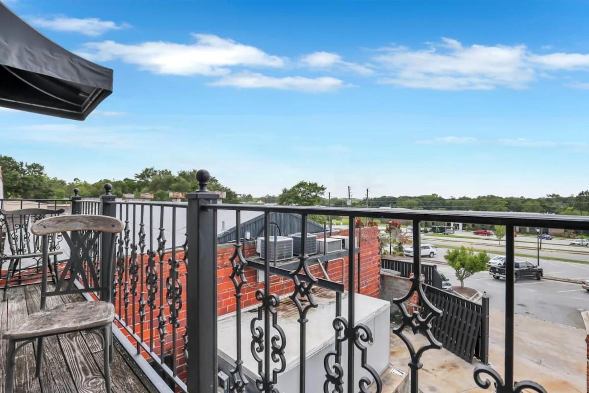 Eagle'S Nest - Spacious Loft Downtown - Near Gsu 斯泰茨伯勒 外观 照片